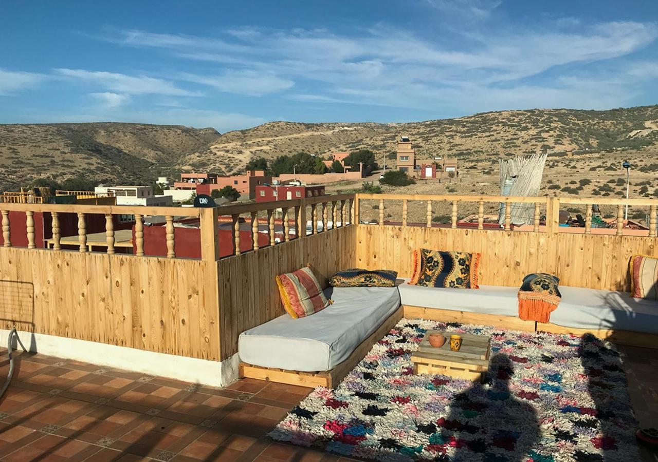 Afer Surf Hostel Эмуан Экстерьер фото